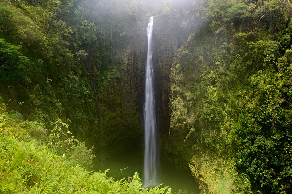 Akaka Falls, Big Island, Hawaii.