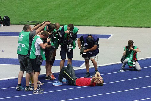 Pro sports photographers.