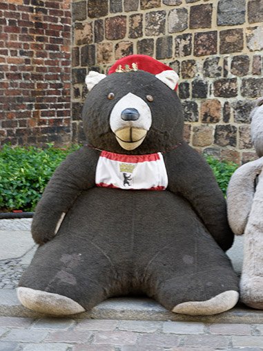 Berlin bear in the Nikolaiviertel.